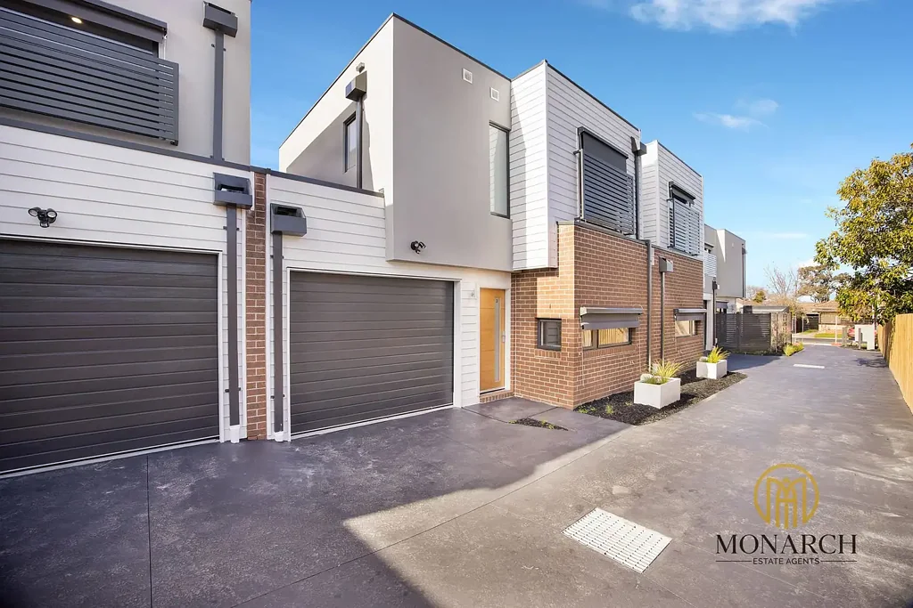 Glenroy 2房 全新两卧室联排别墅 | Glenroy 的智能生活 Brand-New Two Bedroom Townhouses | Smart Living in Glenroy