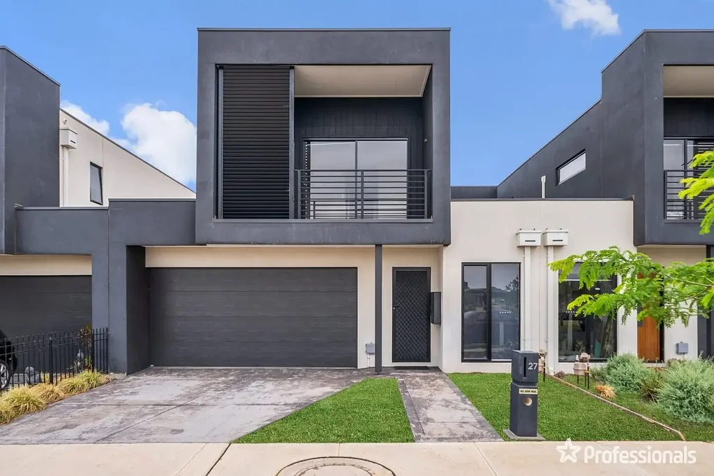 Modern Family Living in the Heart of Fraser Rise