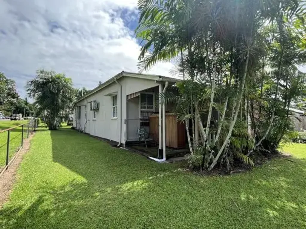 Babinda 4房  GREAT IN TOWN LOCATION