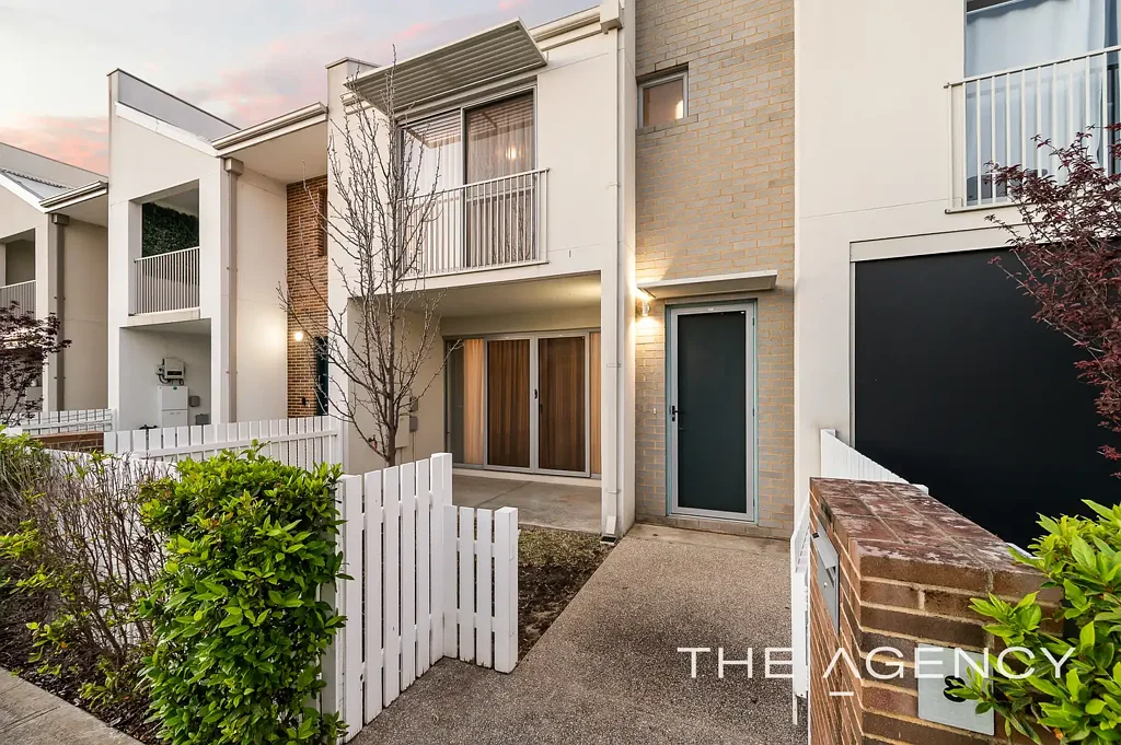 Treeby 3ਬੈੱਡਰੂਮ Striking Contemporary Style Meets Effortless Living!