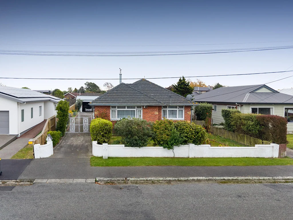 Spreydon 3Moenga Renovate, Invest, Develop - The Choice is Yours