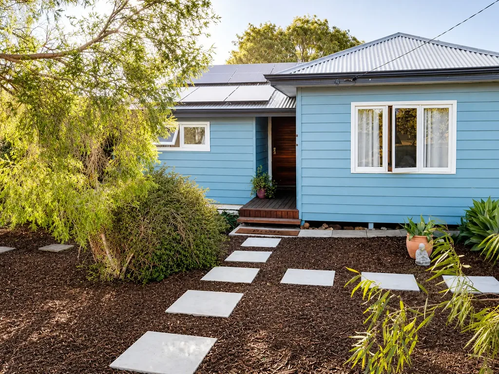 Brunswick 2Zimmer SOLD BY TIM COOPER!