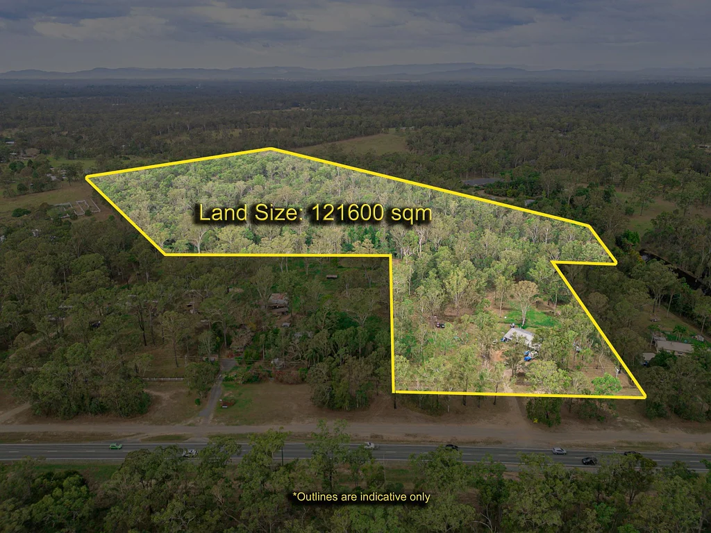 Greenbank 3部屋 Your chance to own 30 acres of prime Greenbank real estate! Main road frontage, town water & nearby to developments.