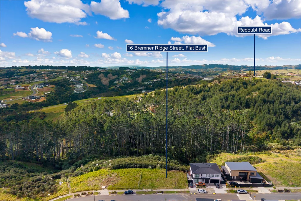 Flat Bush 1530㎡地块！BC已获批，可立即动工，宽阔临街面，俯瞰山谷美景，尽享高端生活！ Spectacular Views & Privacy - 1,500m2 + Plans