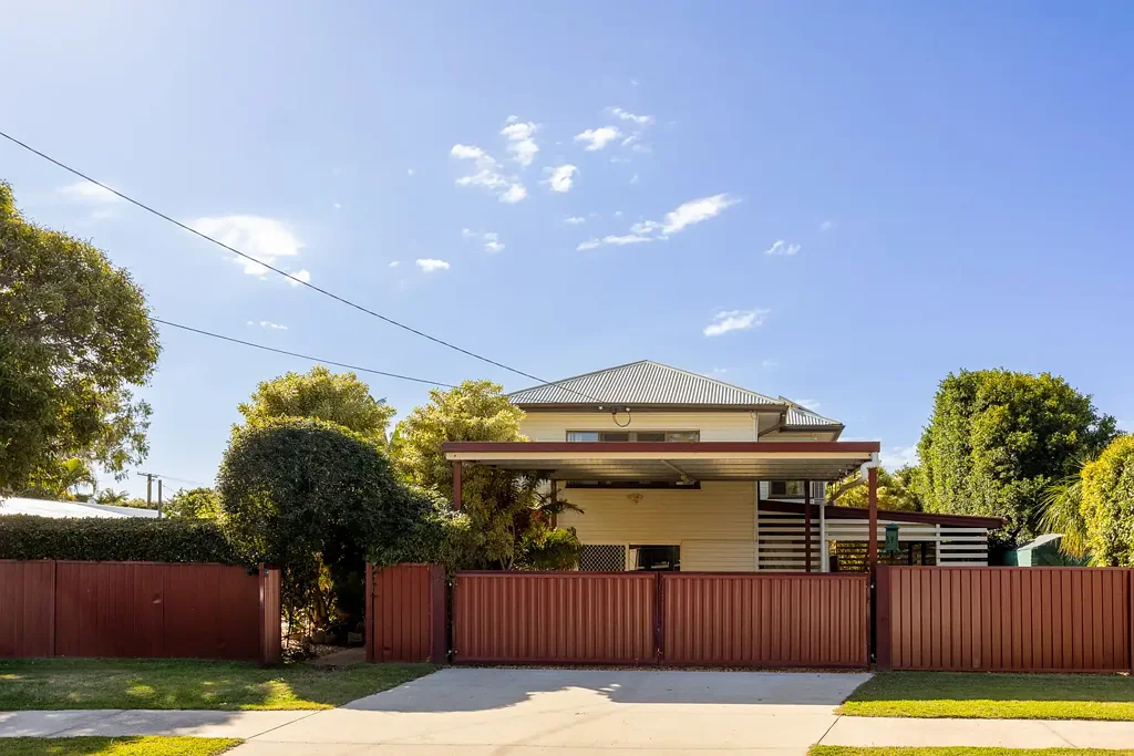 Clontarf 3 Bedroom Generous Family Living with Room for All the Extras