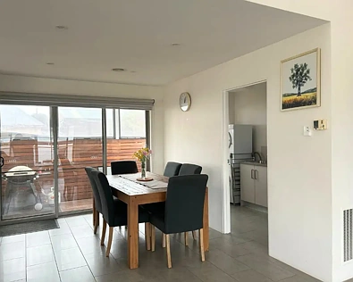 2/16 Hyland Street, Warrnambool, VIC 3280, 3 Kuwarto, 3 Banyo, Townhouse