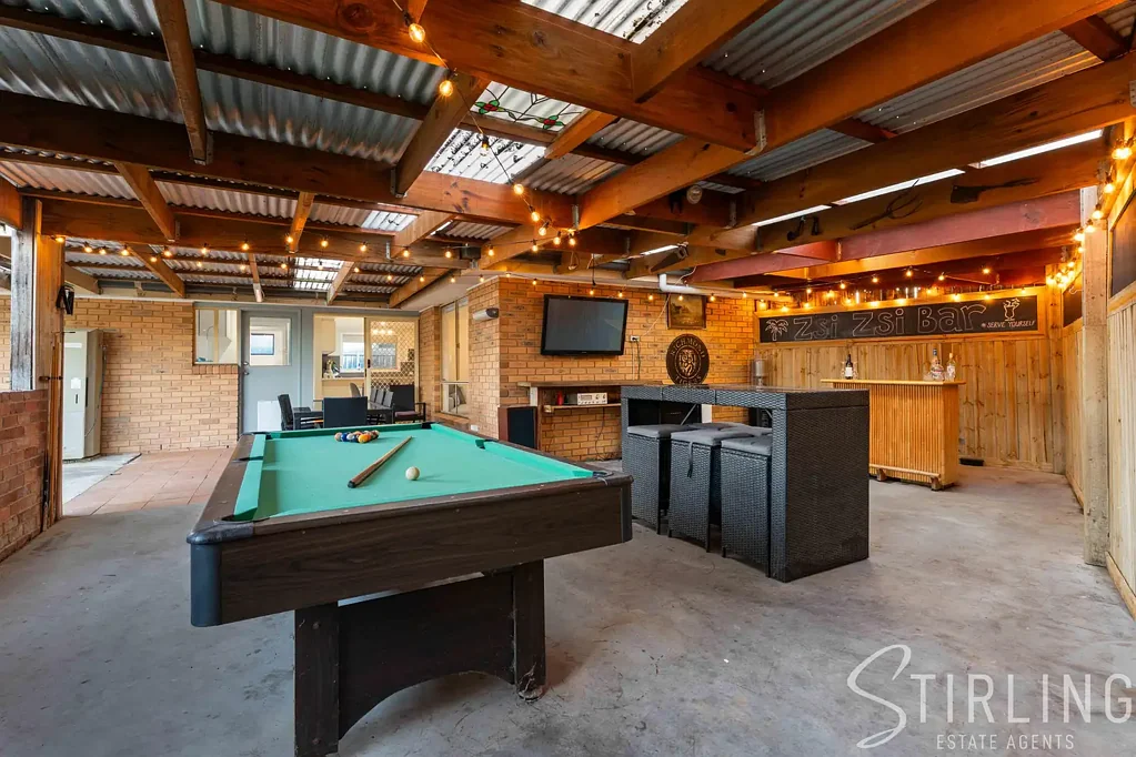 Somerville 3房 占地828平方米，尽享时尚娱乐 Entertain in Style on 828m²