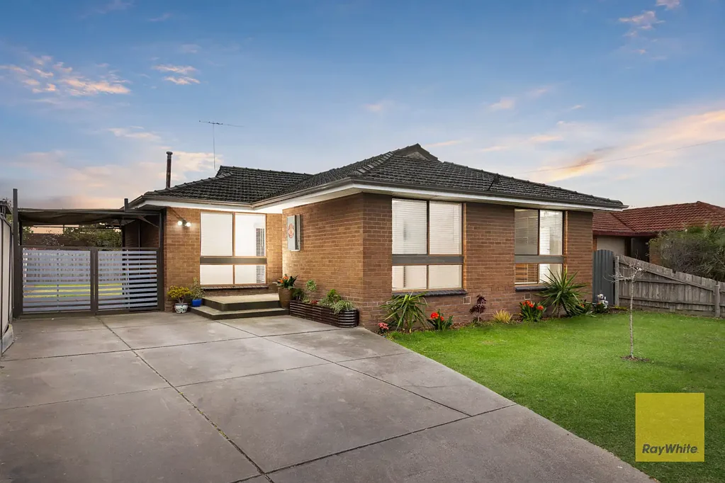 St Albans 3ਬੈੱਡਰੂਮ Spacious Home in Prime St Albans Location!