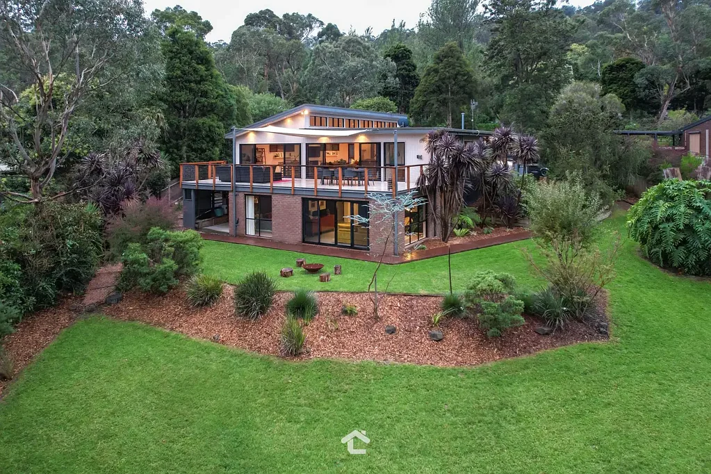 32 Leonard Street, Upwey, VIC 3158