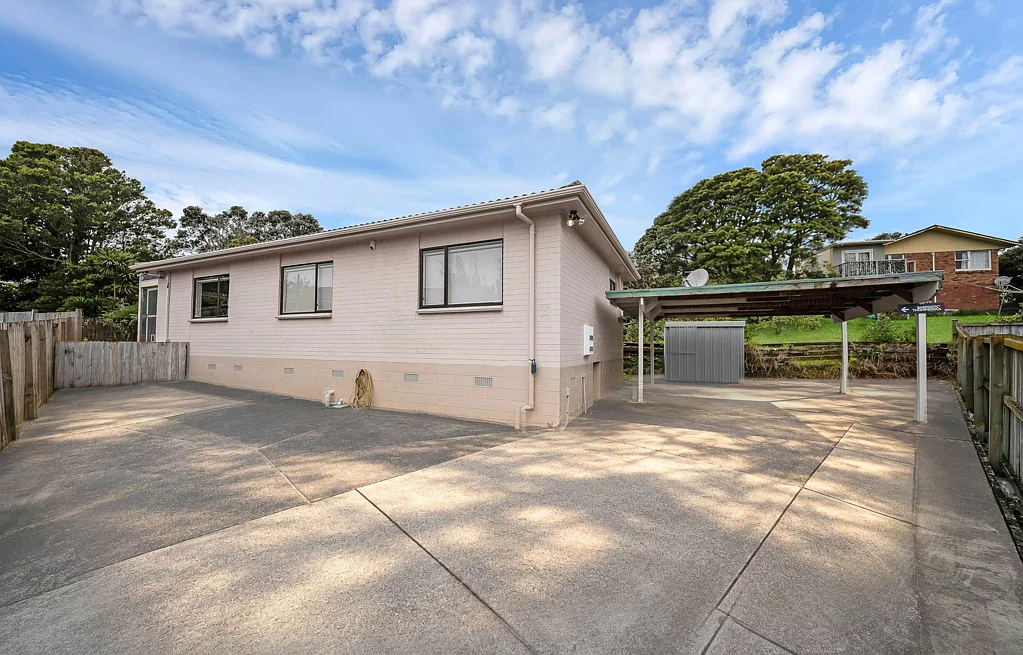 Forrest Hill 3 Bedroom Sturdy House & Prestigious Schools