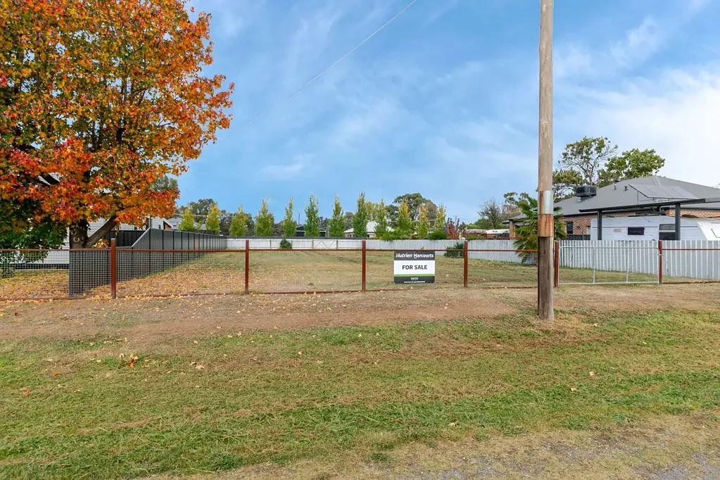 Holbrook Vacant Land