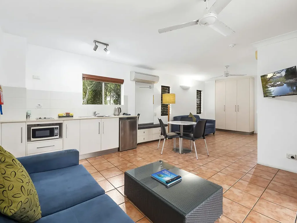 213/119-121 Williams Esplanade, Palm Cove, QLD 4879