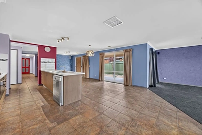 48 Appletree Crescent, Shepparton, VIC 3630, 4房, 2浴, House