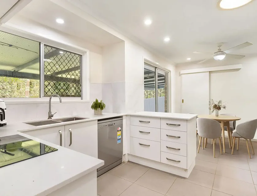 17 Benjul Drive, Beenleigh, QLD 4207, 4 રૂમ, 1 બાથરૂમ, House