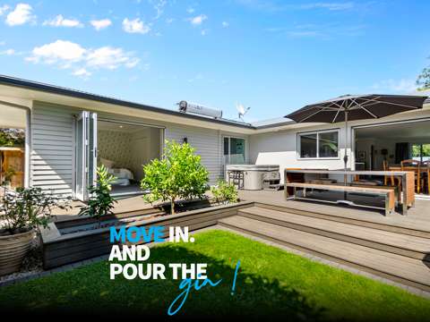 Queenwood 2房  Move in... and Pour the Gin !