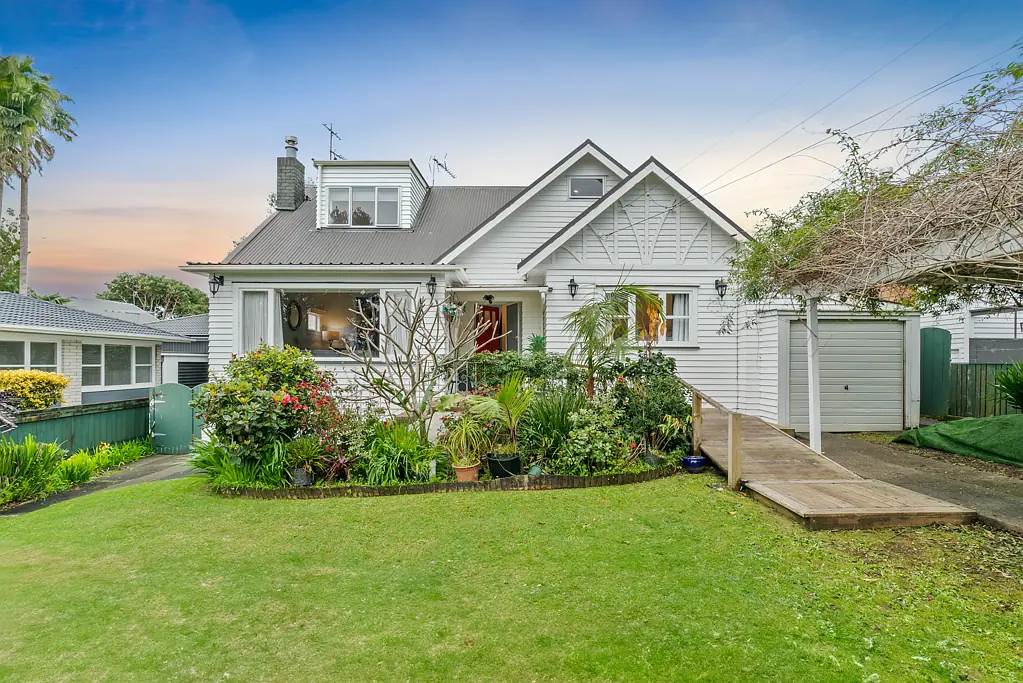 8 Vinter Terrace, Mount Albert, Auckland City, Auckland