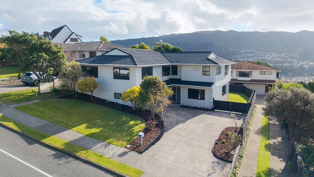 60 Woodman Drive, Tawa, Wellington