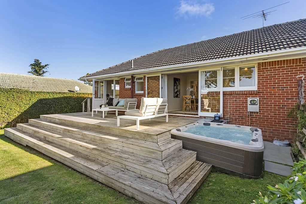 2/69a Symonds Street, Royal Oak, Auckland City, Auckland