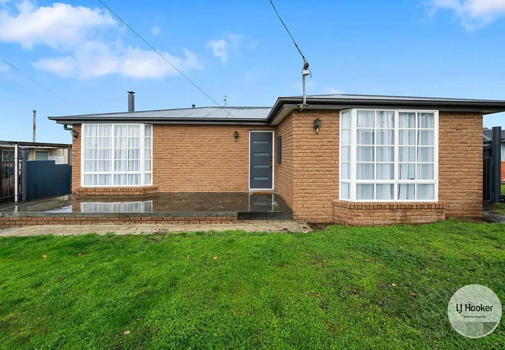 Claremont 5房  Immaculate Family Living in a Renovated Gem