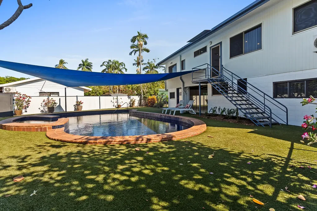Wanguri 4Habitaciones Large family home with granny flat and pool!