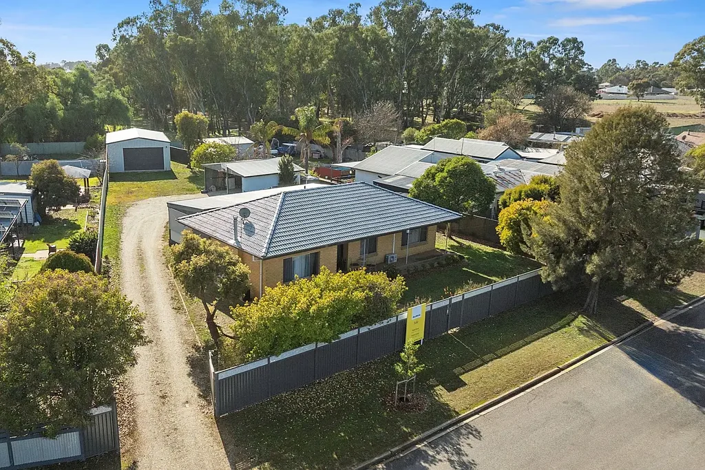 8 Myola Crescent, Nagambie, VIC 3608