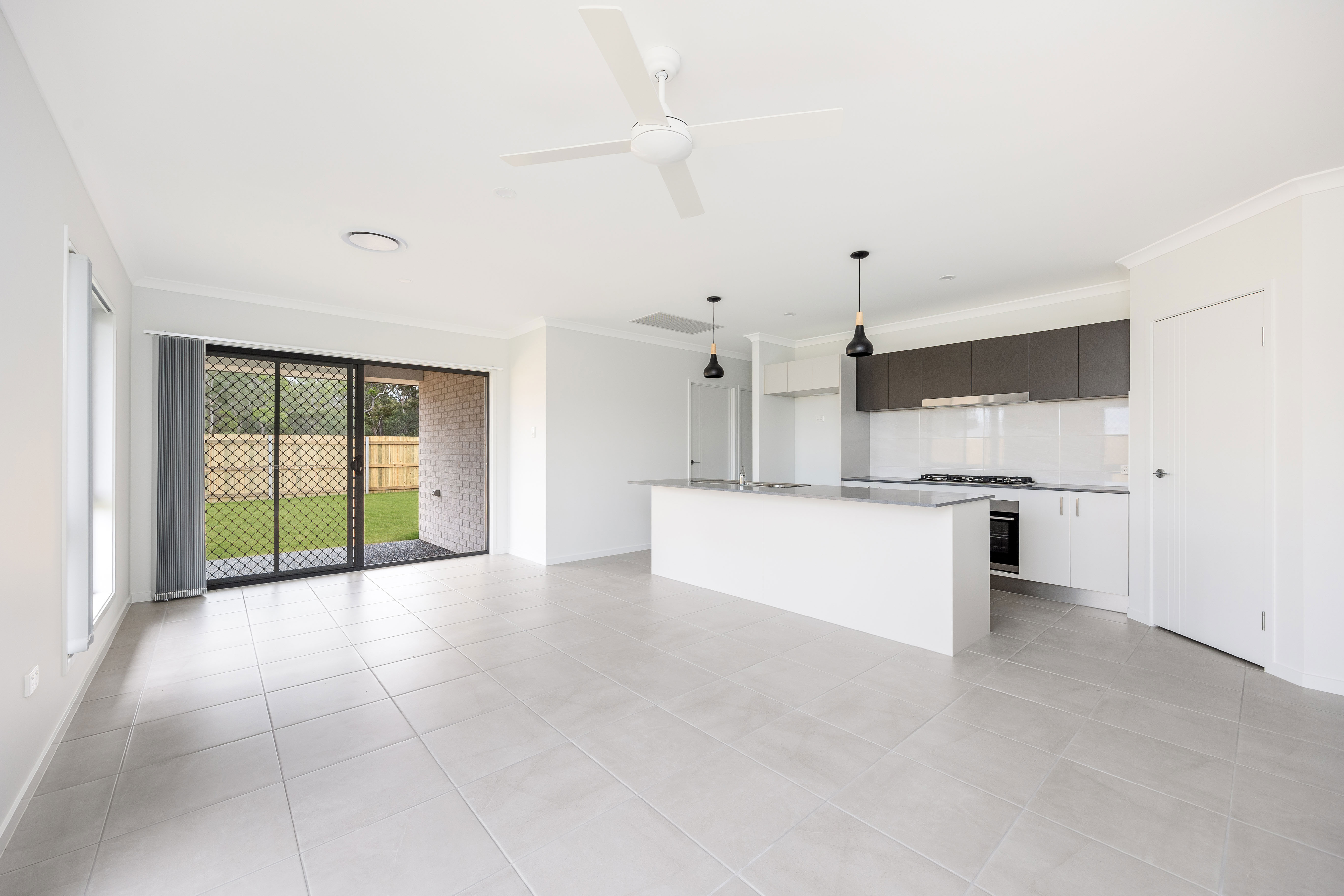 4 WINDFLOWER RD, BURRUM HEADS QLD 4659, 0 chambres, 0 salles de bain, House