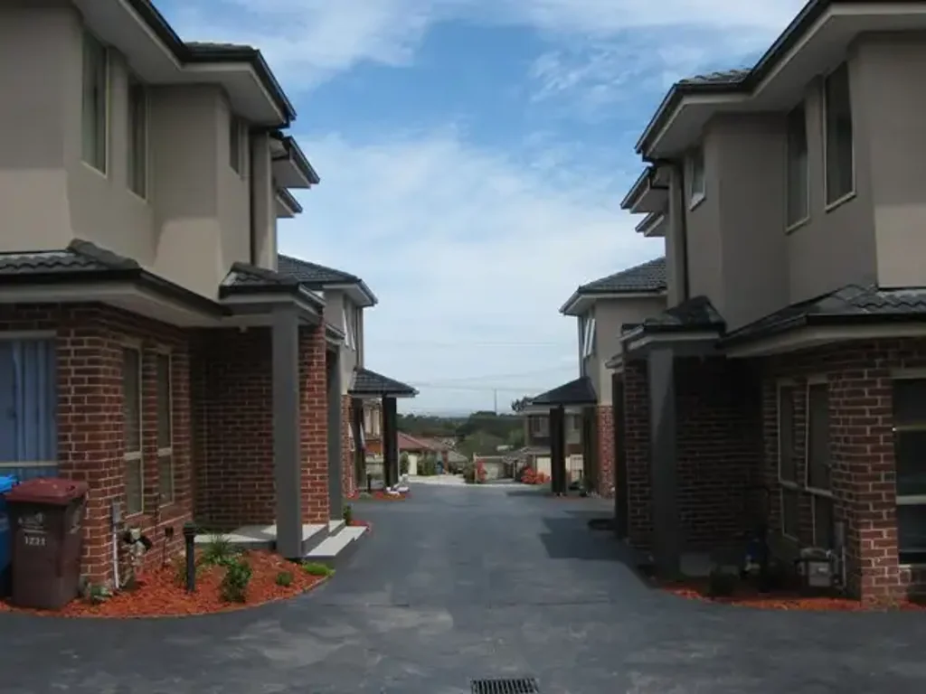 THREE BEDROOM FAMILY HOME
