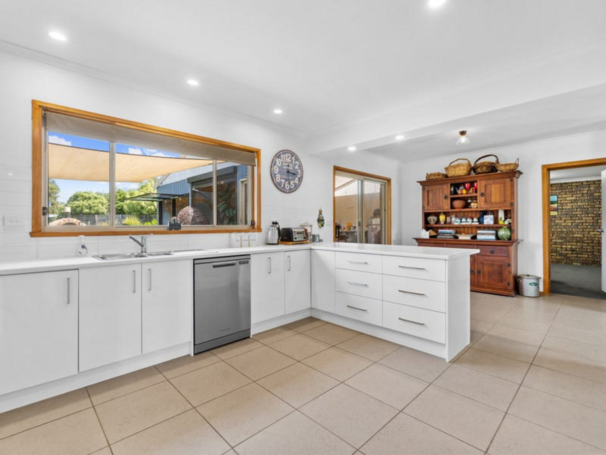 10A CAMPBELL ST, MAFFRA VIC 3860, 0房, 0浴, House