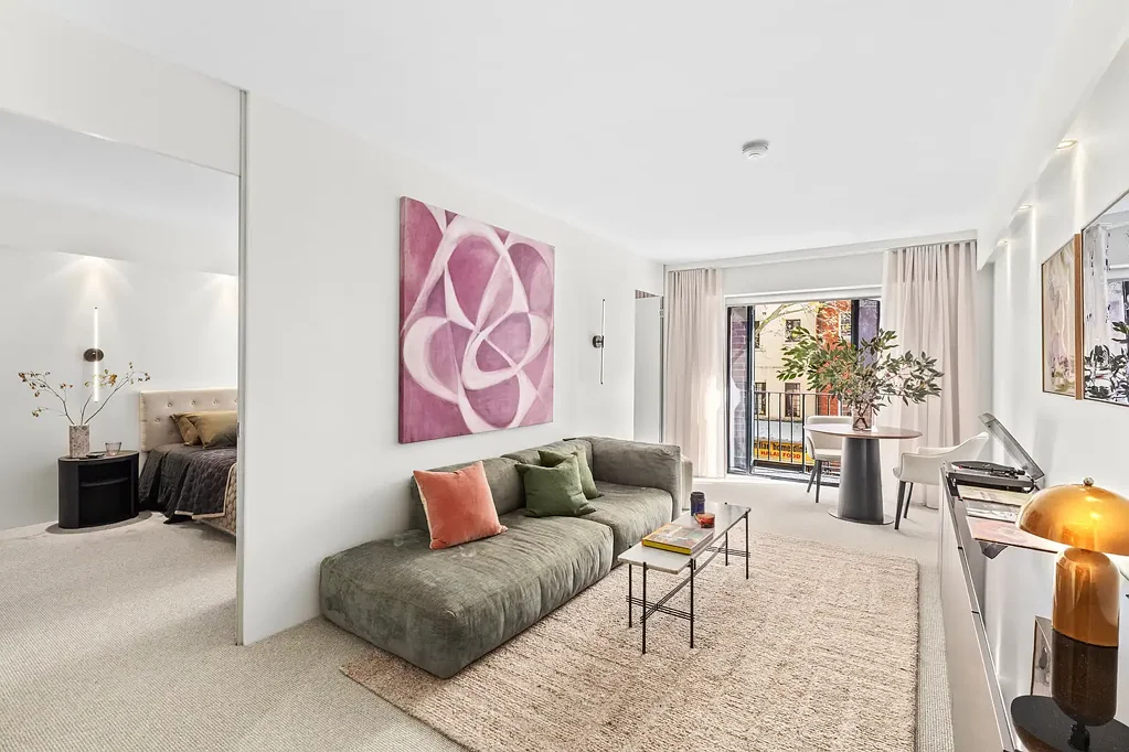 Potts Point 1房 Potts Point核心地标 精致单卧公寓 高端装修 法式门通阳台 Miele电器 大型转角车位 礼宾服务 游泳池健身房 Designer Apartment with Large Car Space in 'The Rex'