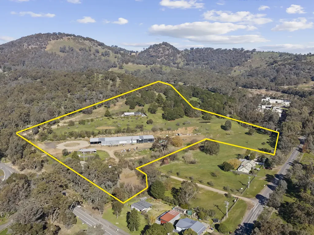 Mansfield 4房  One Property. Multiple Opportunities. An Unmatched Industrial & Lifestyle Holding.