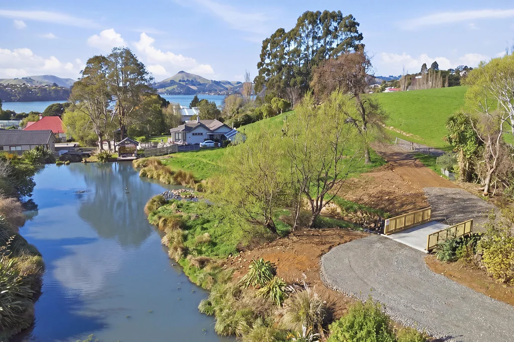 Sawyers Bay Welcome to a rare and exclusive piece of Dunedin