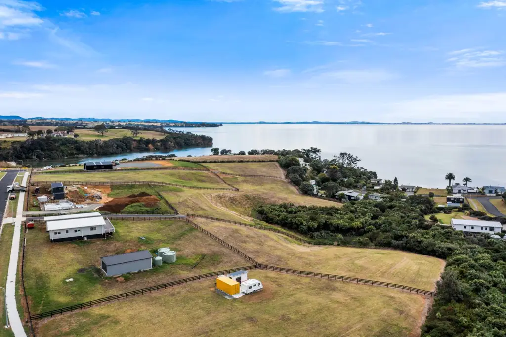 Awhitu Spacious Lifestyle Section – Nature, Serenity ...