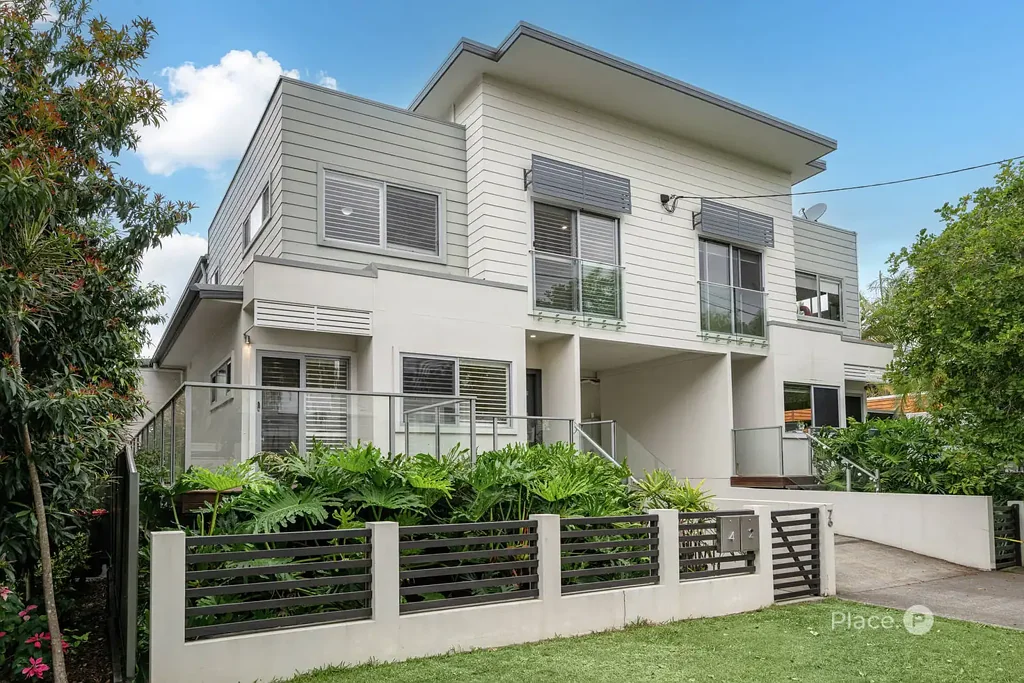 Bulimba 3कमरा Contemporary Boutique Townhouse Steps Away from Oxford Street