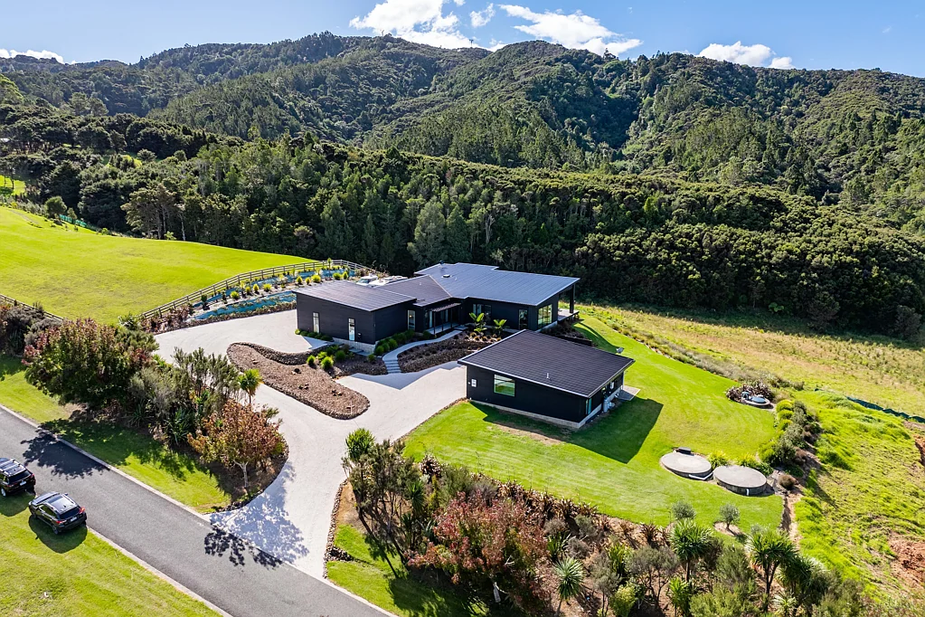 Mangawhai 5ਬੈੱਡਰੂਮ Luxury lifestyle on Northland's East Coast