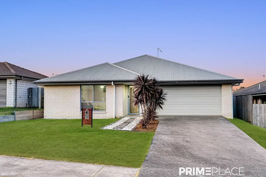 15 Bowerbird Street, Deebing Heights, QLD 4306