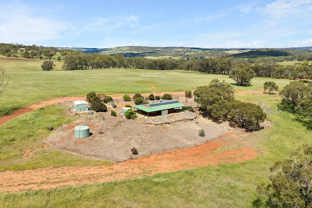 211 Picnic Hill Road, Coondle, WA 6566
