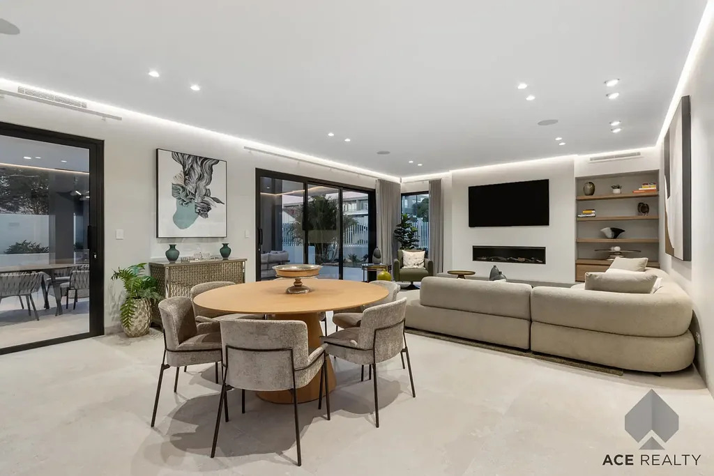 Applecross 4房  LUXURY BRAND NEW DISPLAY HOME