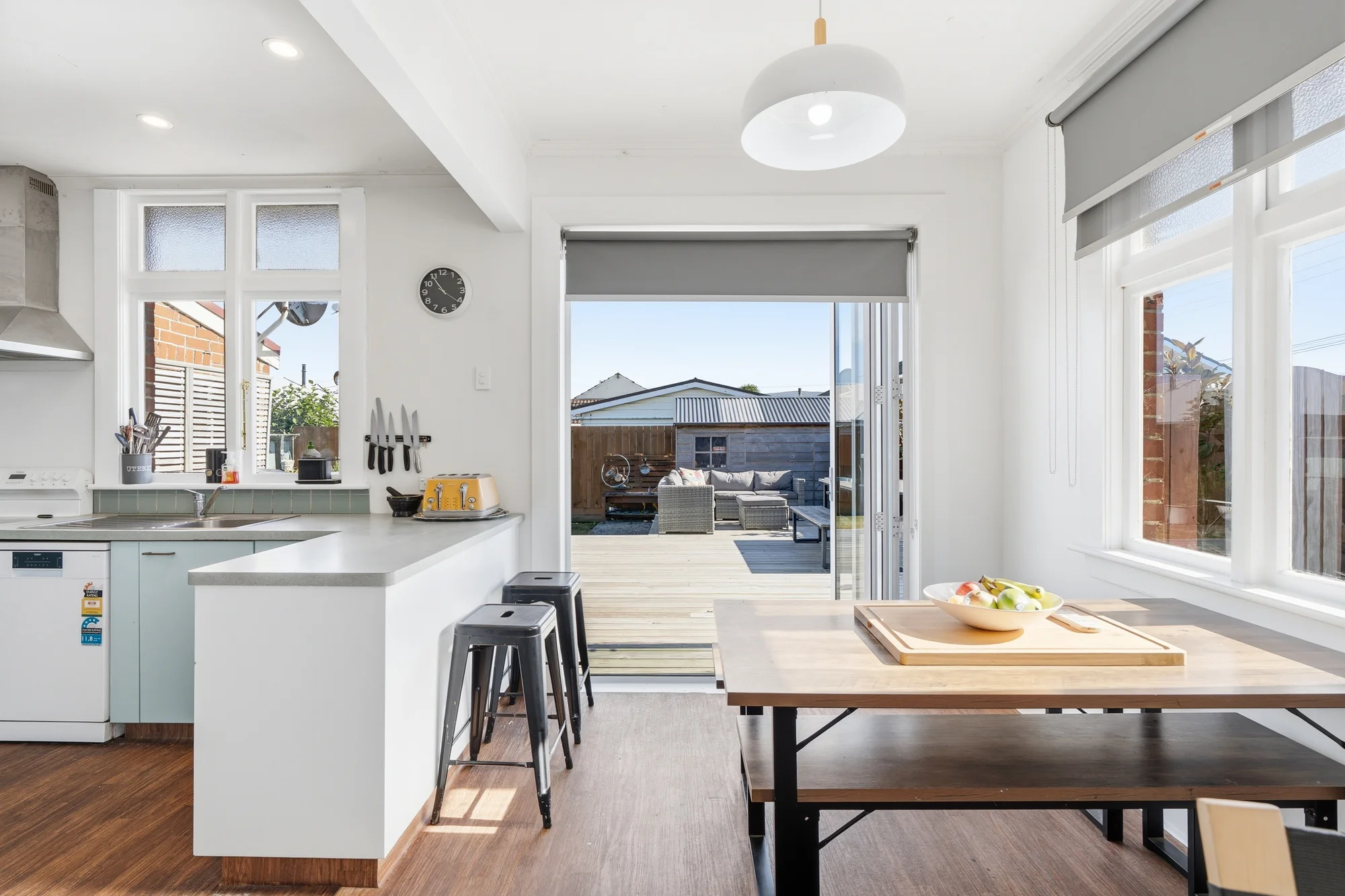 Saint Kilda 3ห้องนอน Sun. Solid Brick. Superb Value.