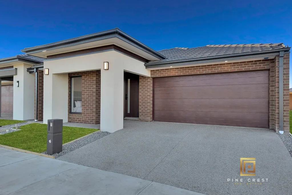 7 Bobal St, Sunbury, VIC 3429