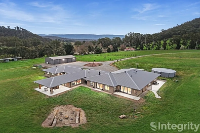 Marysville 7Kwarto A RARE RIVERFRONT LIFESTYLE WITH SPACE, VERSATILITY AND DUAL ACCOMMODATION