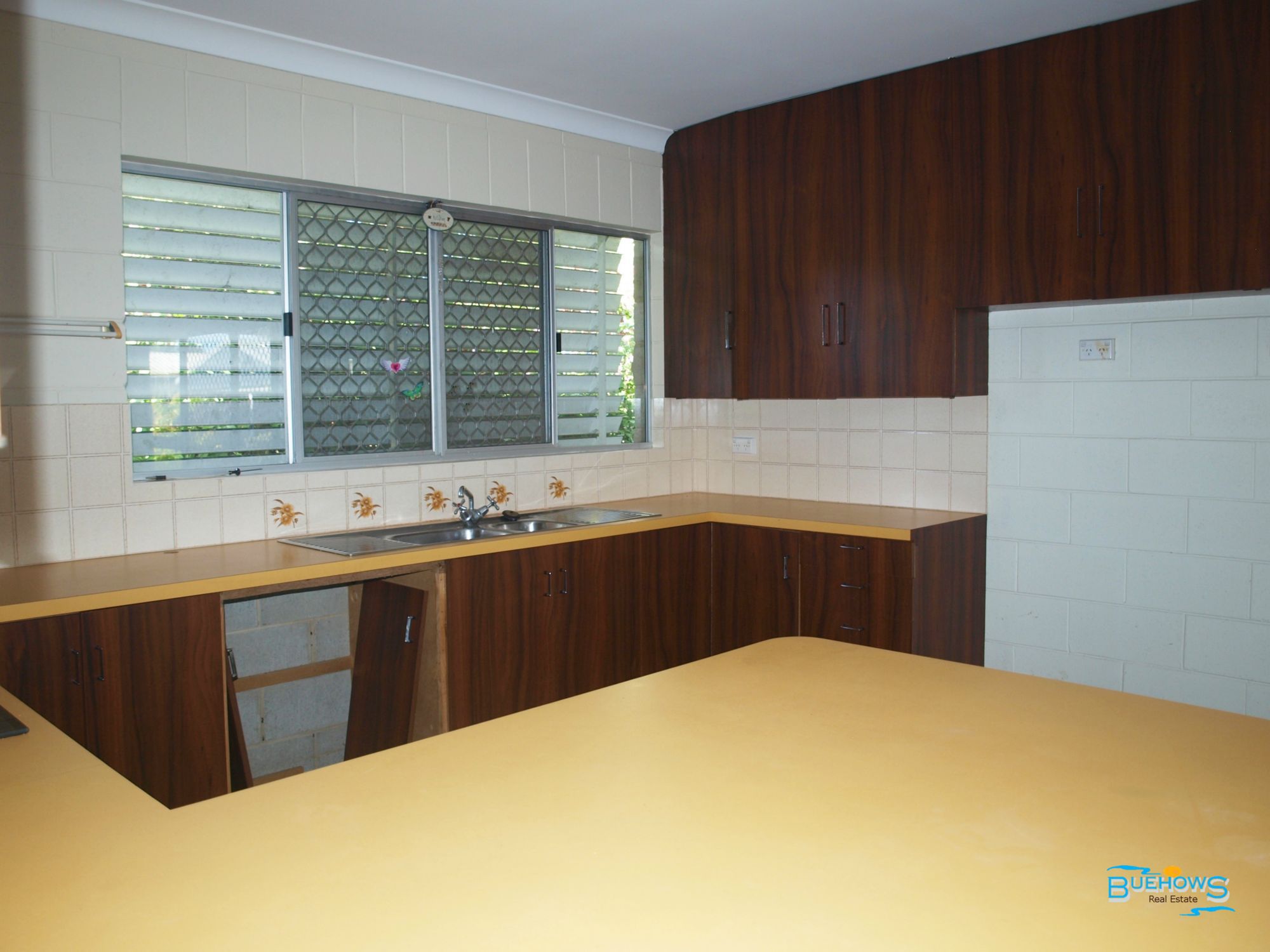 21 LIMPUS AV, KEPPEL SANDS QLD 4702, 0 chambres, 0 salles de bain, House