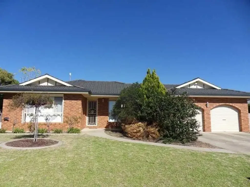 "QUALITY FAMILY HOME"