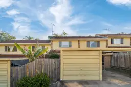 4/120 Smith Road, Woodridge