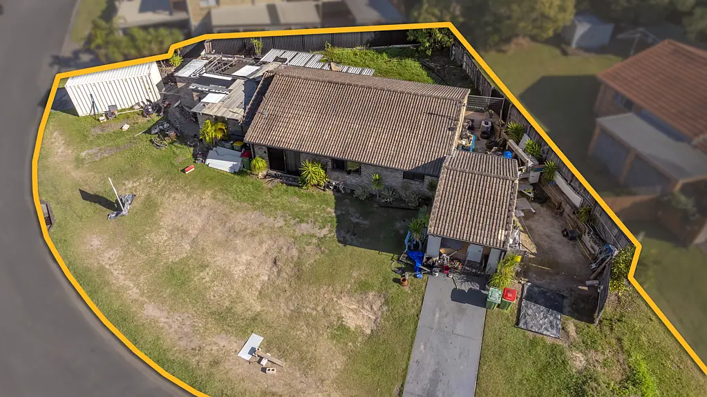 4 Paul Court, Carrara, QLD 4211