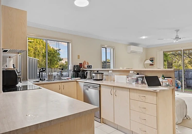 Kusina - 7 Solitaire Place, Robina, QLD 4226