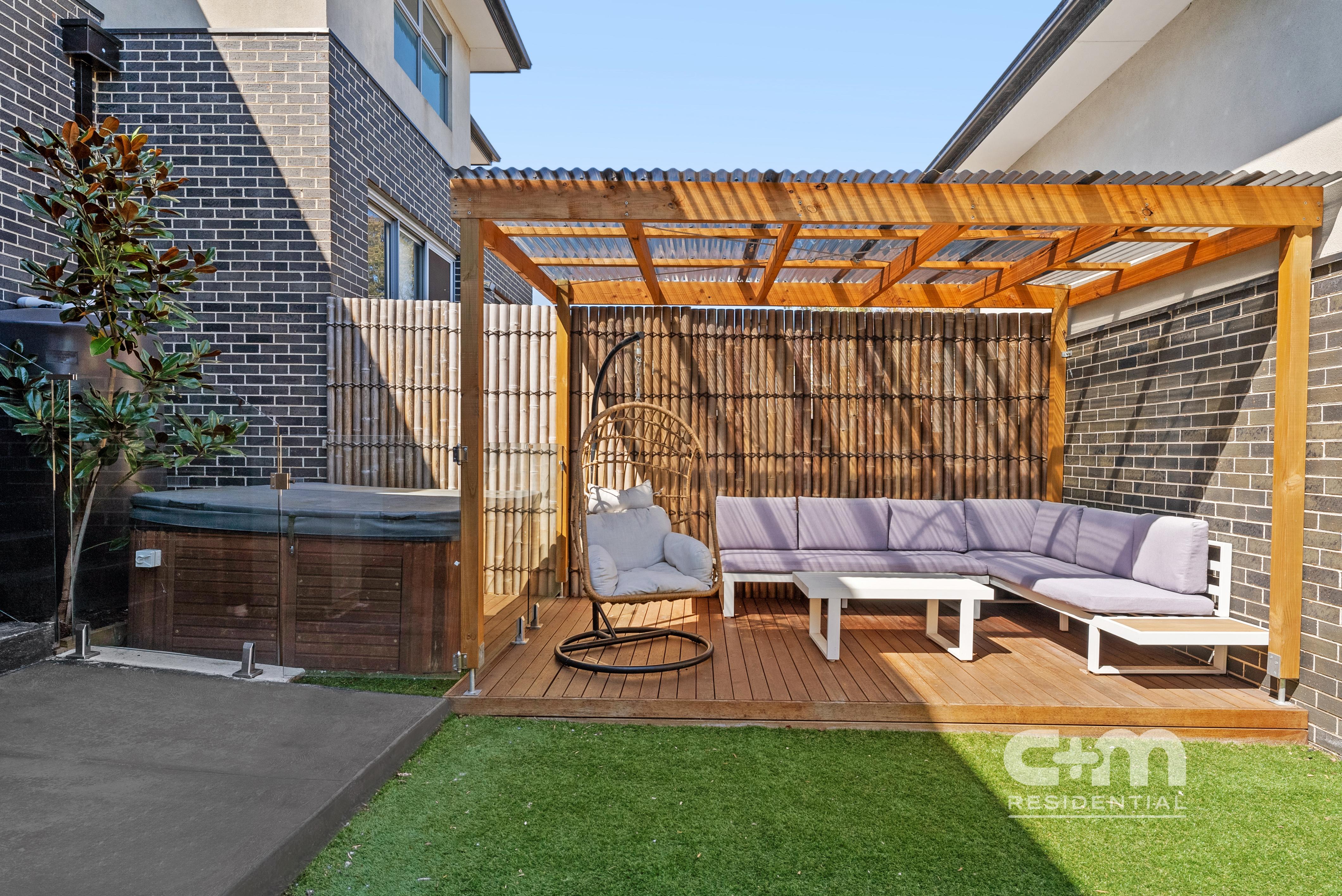 31 DEVON RD, PASCOE VALE VIC 3044, 0 rūma, 0 rūma horoi, Townhouse