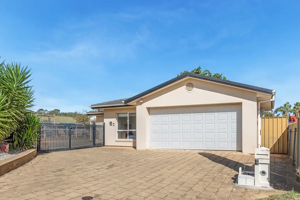 Craigmore 4房  STUNNING, SPACIOUS AND SECLUDED SETTING!!