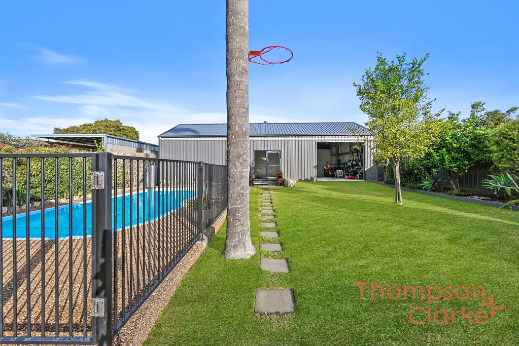 33 Boundary Street, Pelaw Main, NSW 2327