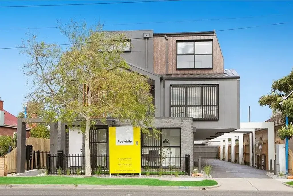 Modern Boutique Apartment