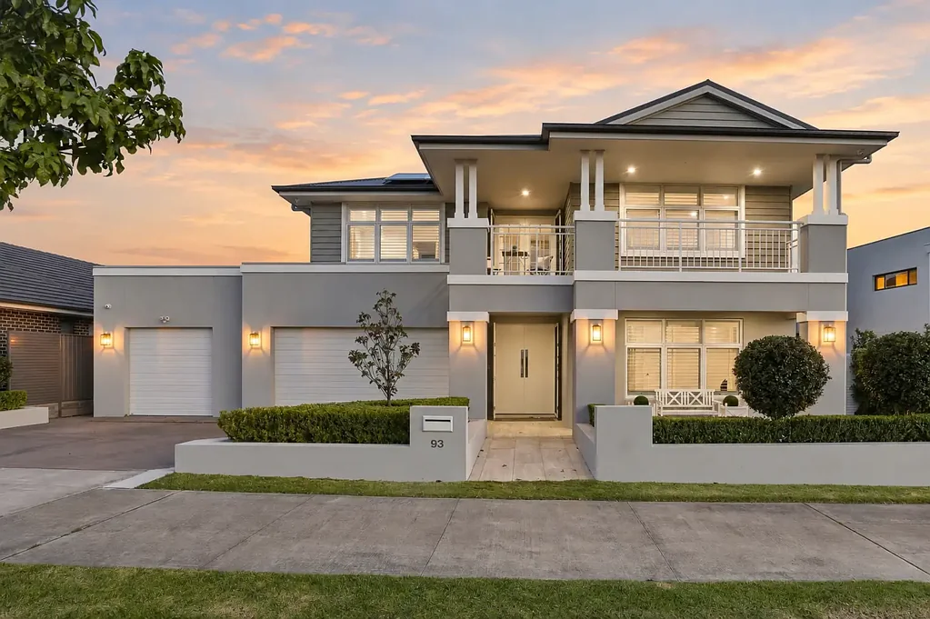 Oran Park 5Kwarto An Impressive Family Residence with Entertaining at its Finest